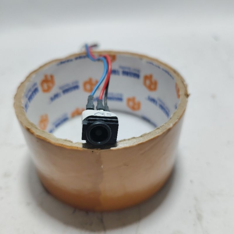 Jack DC Original Laptop Fujitsu LIFEBOOK A572/F