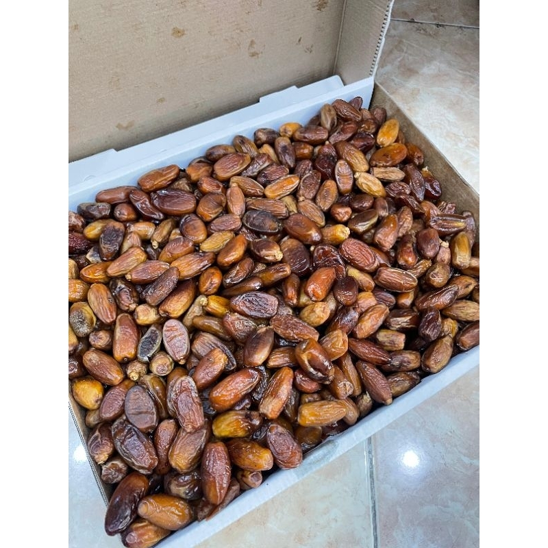 

KURMA TUNISIA MADU 1KG KEMASAN THINWALL, TUNIS TANPA TANGKAI