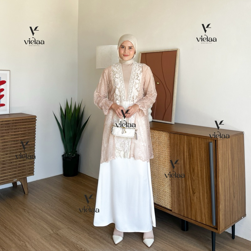 Naura Outer | Outer Prada | kondangan lamaran lebaran ootd | Vielaa