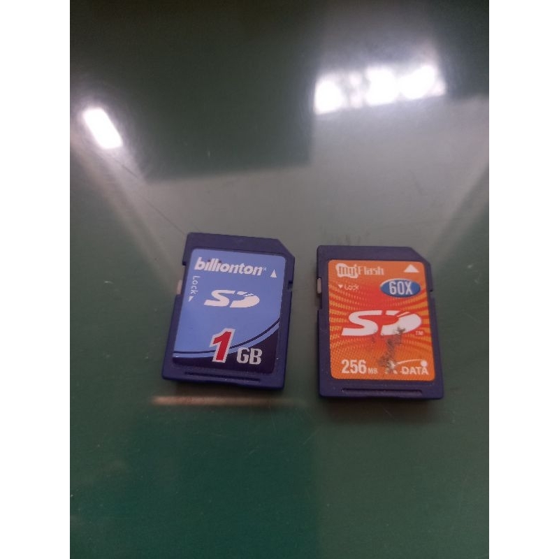 MEMORI MMC1GB & 256MB
