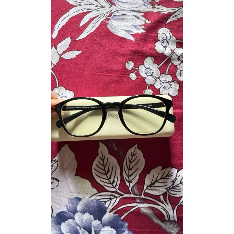 Kacamata Jins x Wonwoo