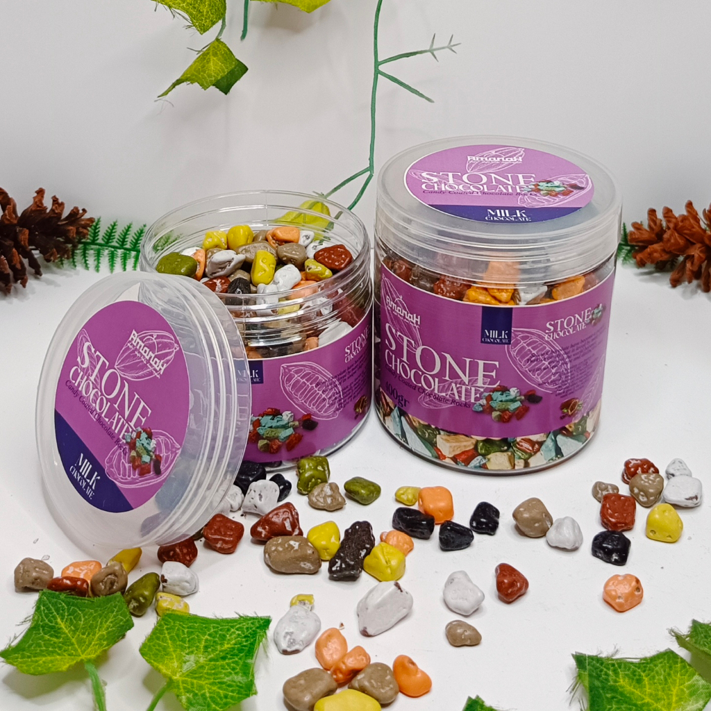 

Paket Hampers Exclusive Coklat Kerikil Oleh-Oleh Haji dan Umroh Cokelat Kerikil Kemasan Toples