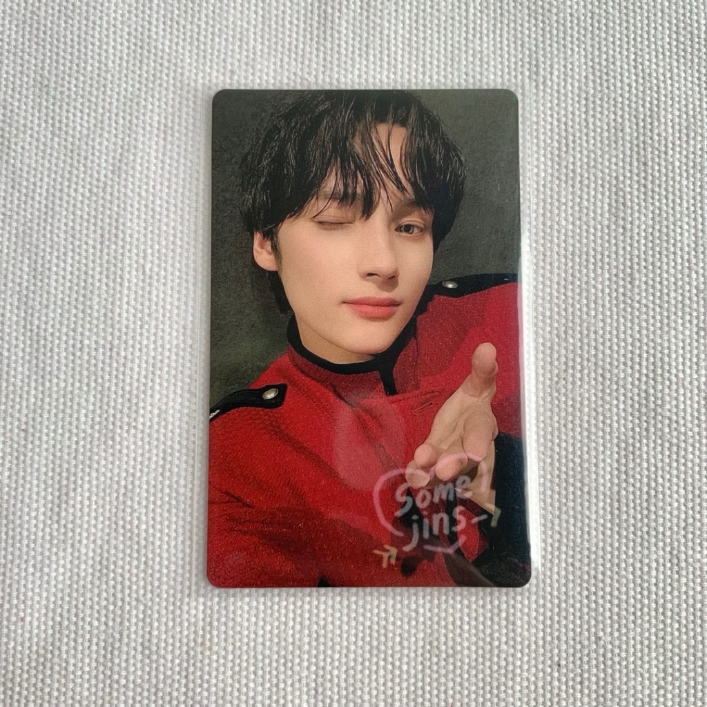 TXT renewal 3rd japan photocard hueningkai chu Tomorrow x Together hand kiss