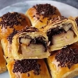 

Bolen pisang premium