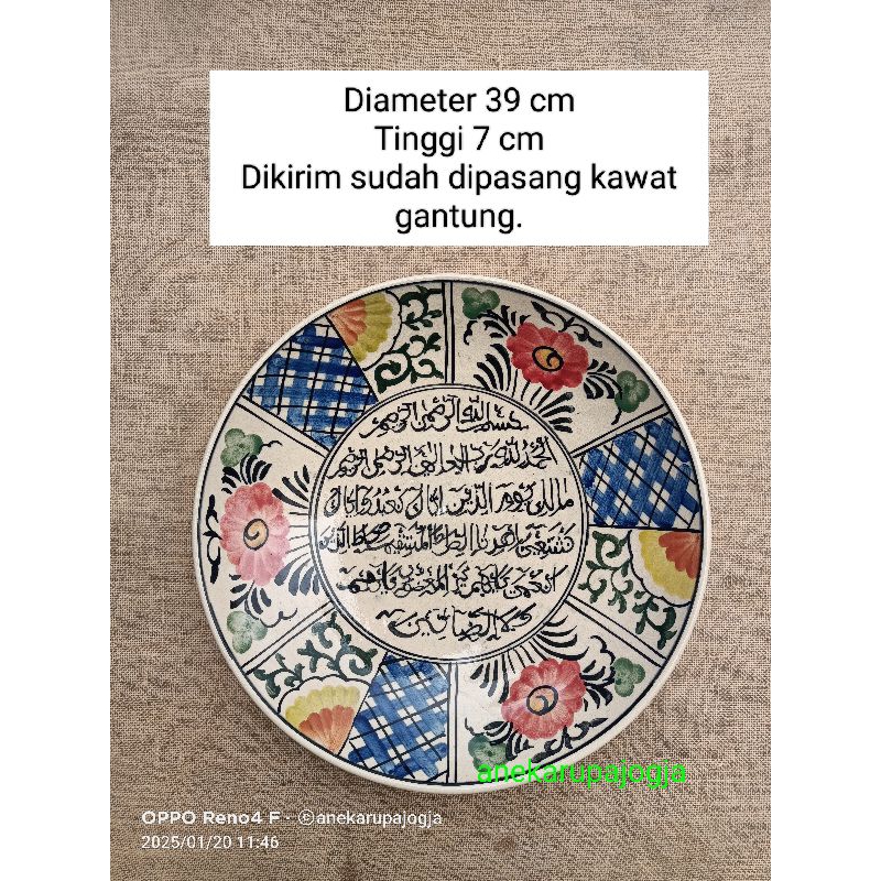 Piring keramik lukis motif kaligrafi untuk dekorasi hiasan dinding