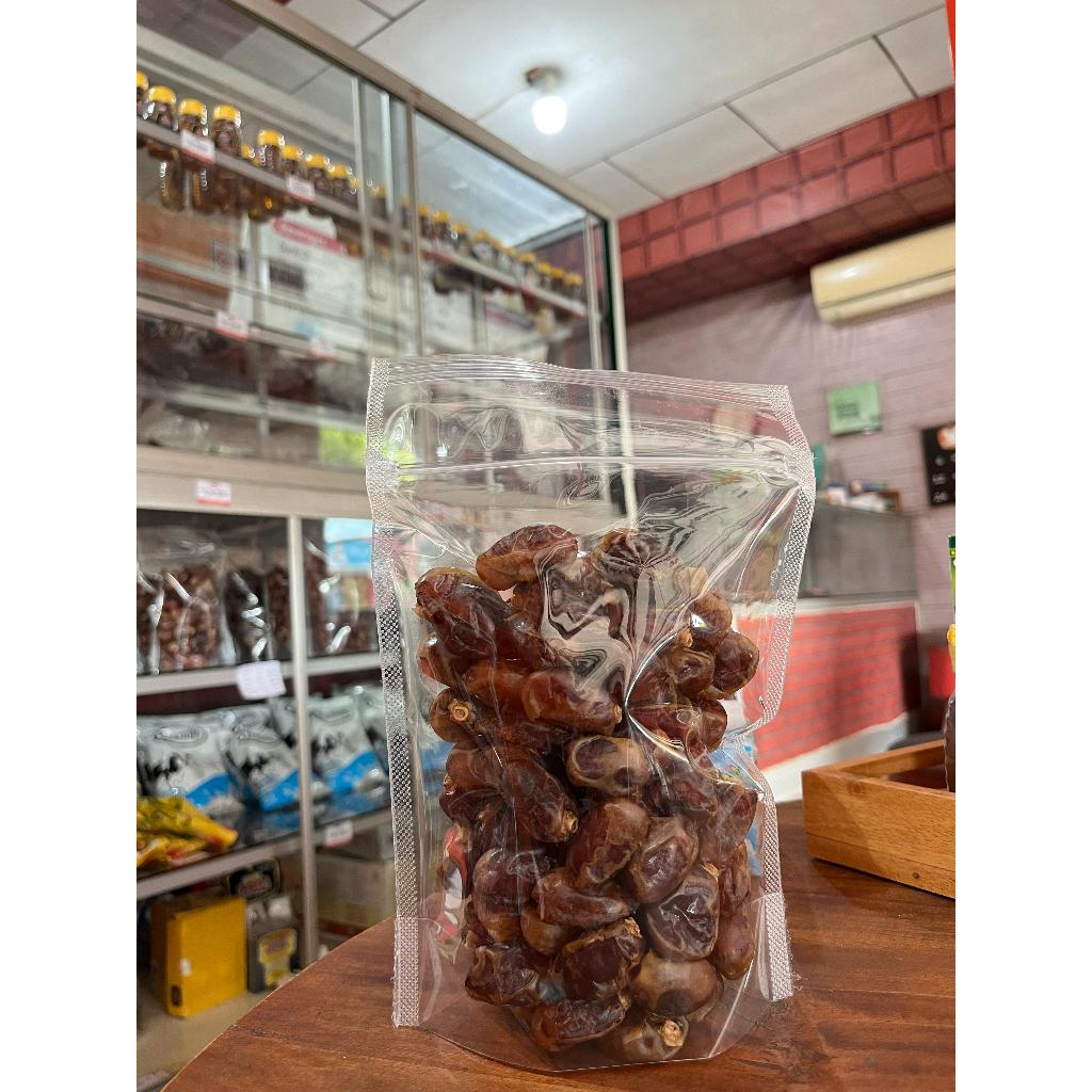 

Kurma - Nikmatnya untuk berbuka puasa