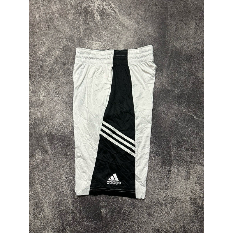 CELANA PENDEK ADIDAS SECOND