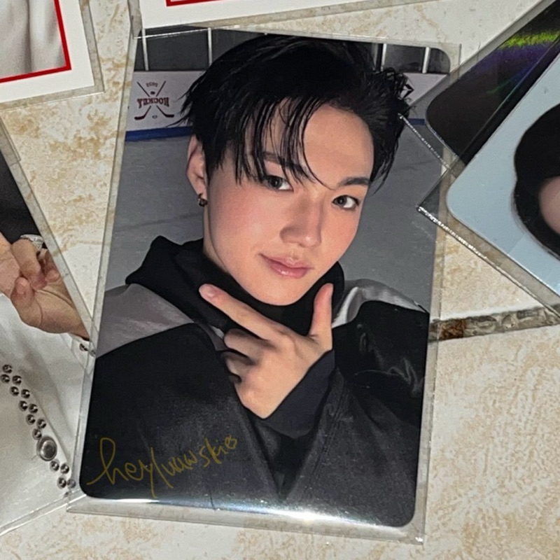 DOYOUNG TREASURE POB YGS OFFLINE SEASON GREETING TEAM TREASURE