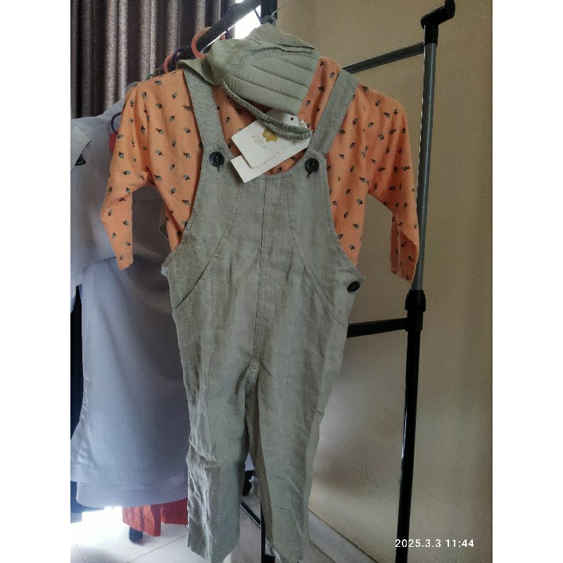 PITO DITO set overall dengan jilbab