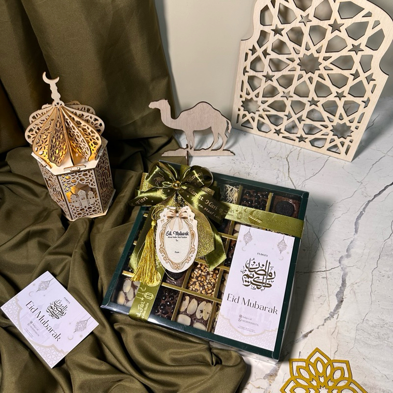

Fudgy Brownies Box Hampers Eid (pre-order)