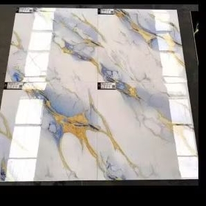 Granit/keramik lantai motip marmer 60x60 glosy