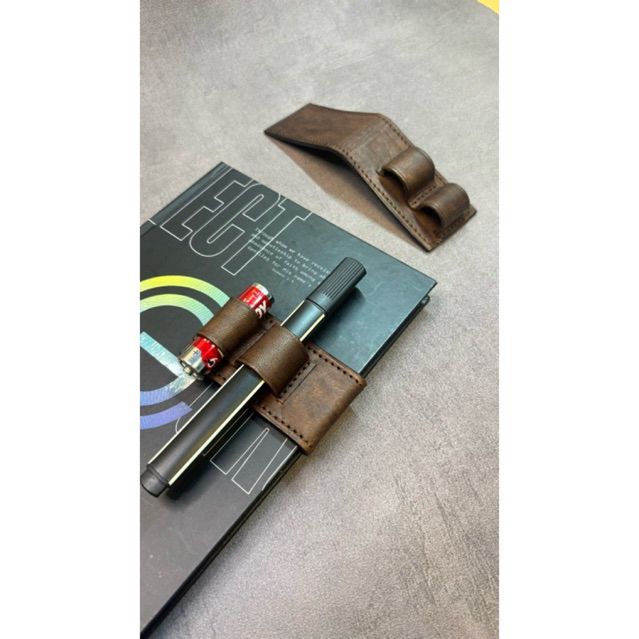 

Leather Magnetic Pen Clip Holder | 2 pasang Magnet | 2 Pen