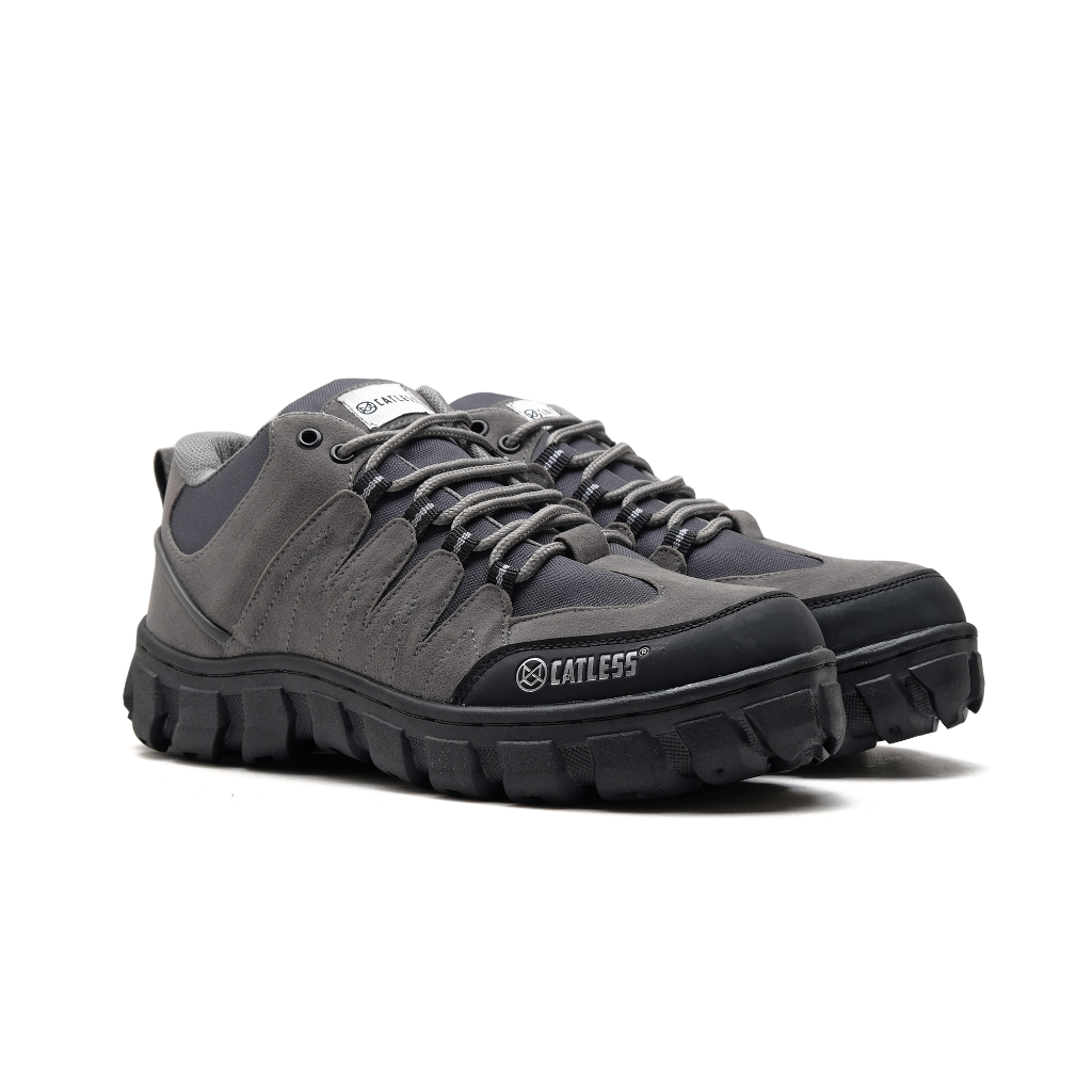 SEPATU BOOTS PRIA SAFETY CATLESS EVEREST OUTDOOR TRACKING GUNUNG KERJA PROYEK LAPANGAN UJUNG BESI