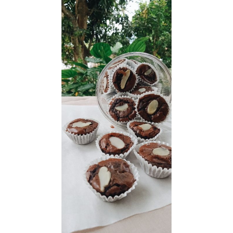

Brownies mini, brownies bites @cake.byput (300gr)