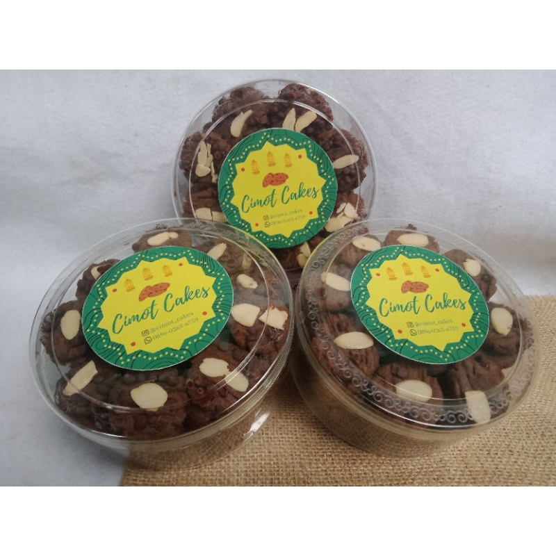 

Choco cookies almond