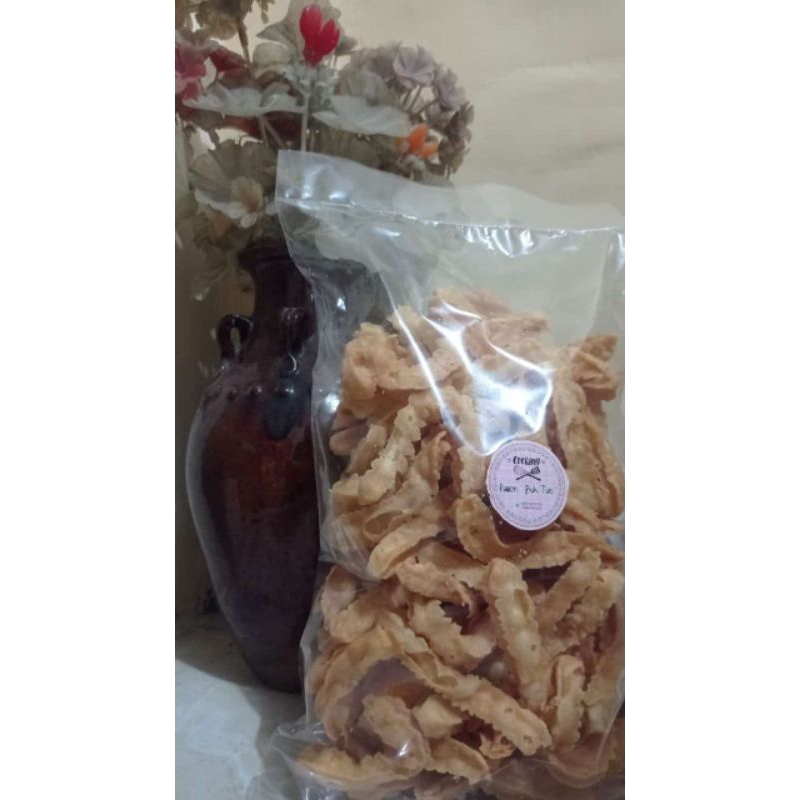 

Kecipiran Makanan Lebaran hari raya kemasan 500gr dijamin renyah tanpa pengawet