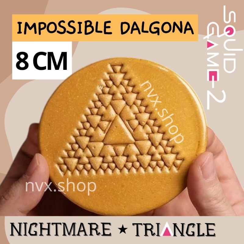 

Dalgona Candy 8CM NIGHTMARE TRIANGLE Segitiga Squid Game Season 3 Monalisa