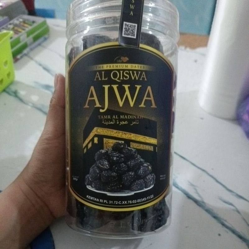 

Kurma Ajwa Al Qiswa