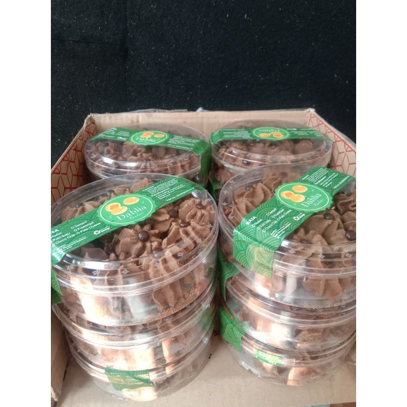 

1 Lusin (12 Toples) Semprit Coklat Chip READY TOKO TETAP BUKA HARI LIBUR