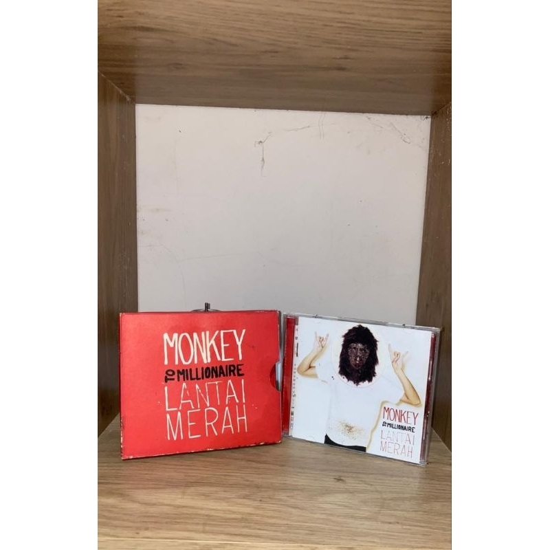 Kaset Cd MONKEY TO MILLIONAIRE - LANTAI MERAH