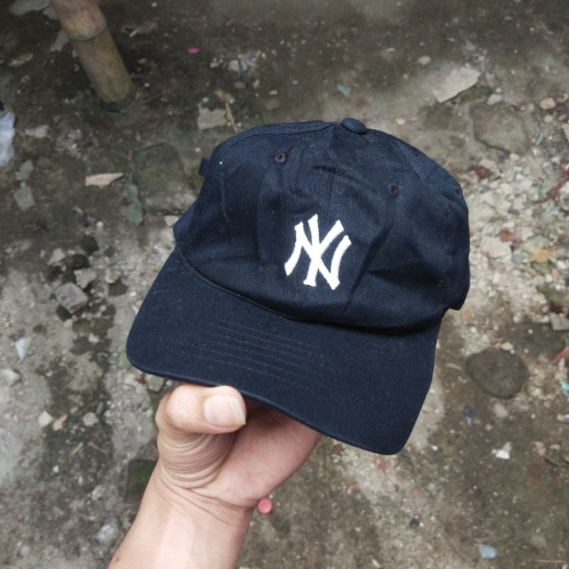 Jual topi NY MLB baseball Hitam Bekas second original