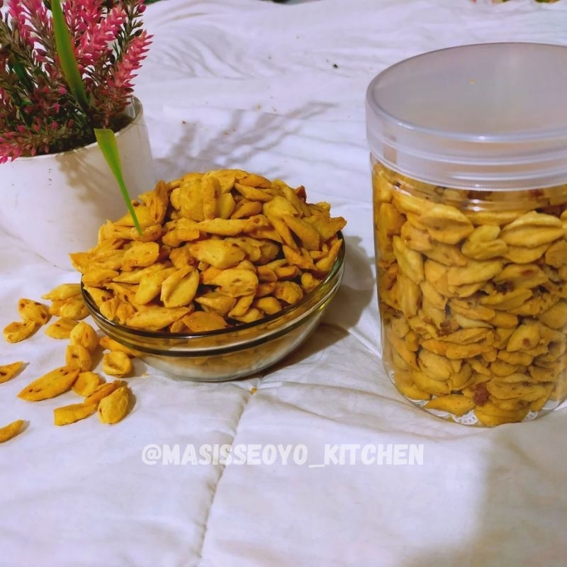 

Kerupuk bawang gunting jadoel