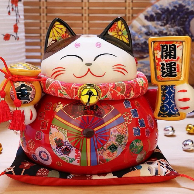 PATUNG DEKORASI CELENGAN MANEKI NEKO / KUCING HOKI KERAMIK