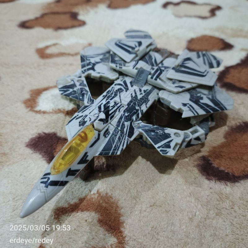 Mainan Transformers STARSCREAM