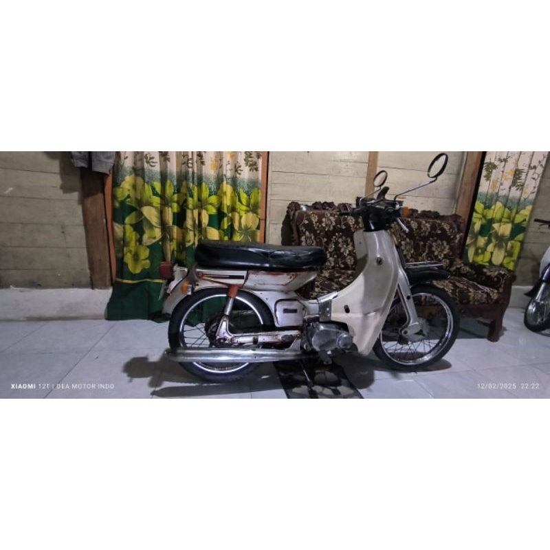 motor Yamaha v80/ Ss BPKB saja akur tas bawah siap tempur/ Yamaha v80 original paint