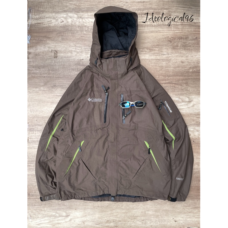 COLUMBIA TITANIUM GORE-TEX