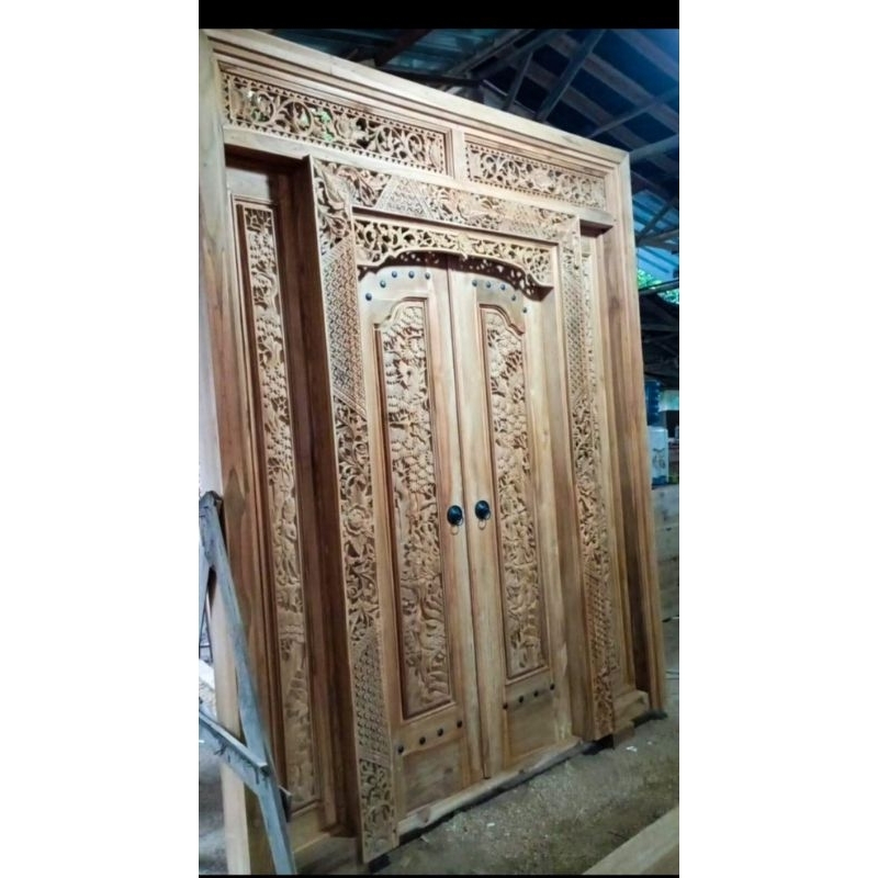 pintu ukir minimalis