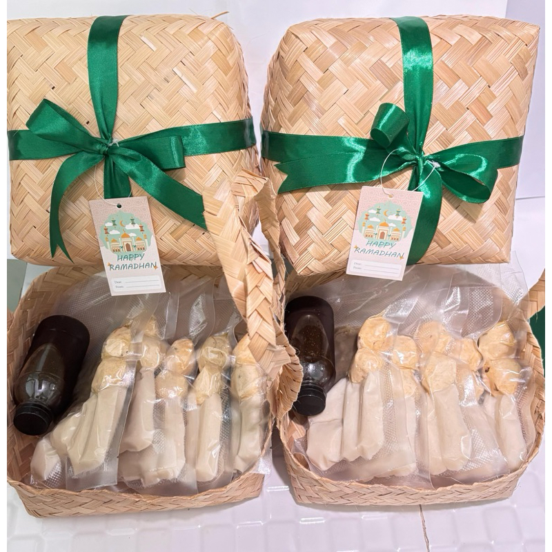 

HAMPERS PEMPEK PREMIUM