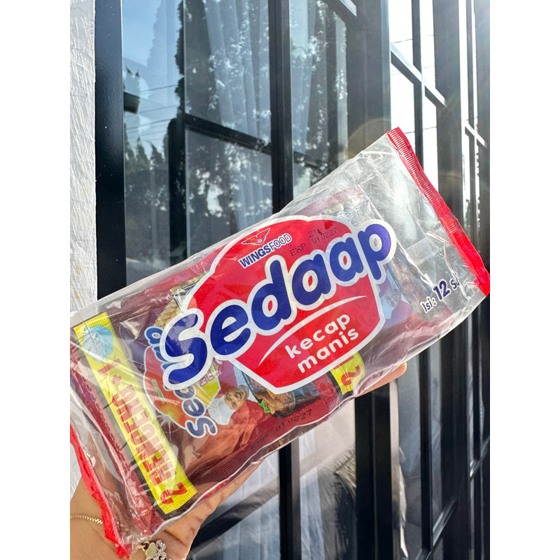 

PROMO Kecap Manis Sedaap rencengan isi 12sachet kemasan 500an ( 12 x 20gr )