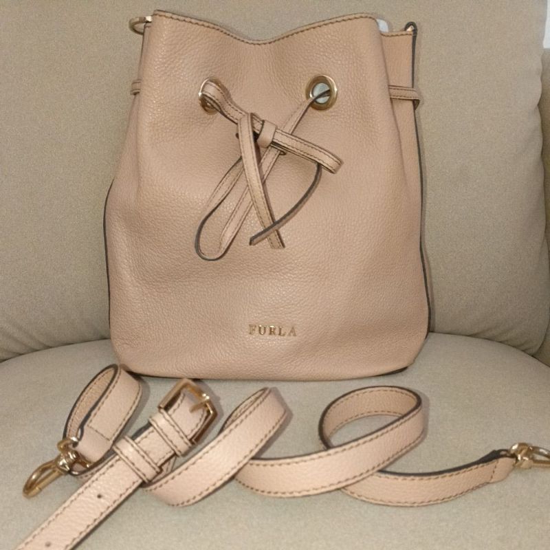 Authentic tas selempang Furla Constanza Bucket Drawstring
