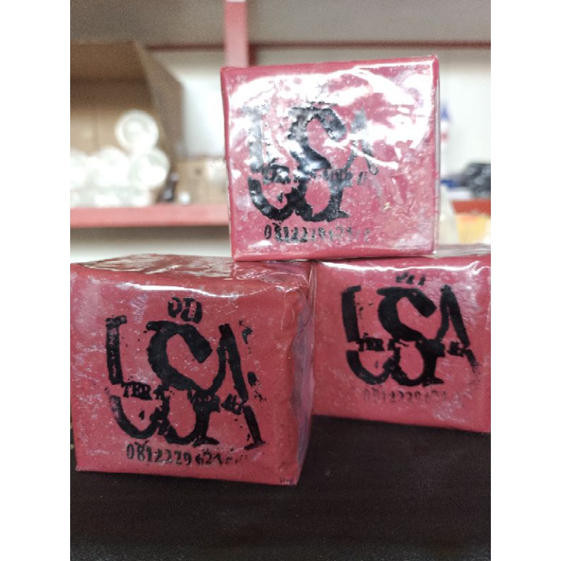 

terasi merah