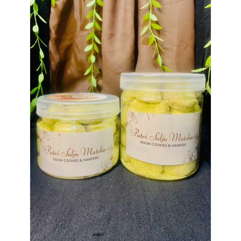 

Kue Putri Salju Matcha | Kue putri salju premium | Kue putri salju rasa matcha | jar 400 & 600 ml