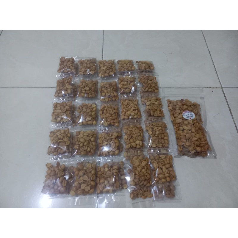

kacang goreng kupas renyah gurih