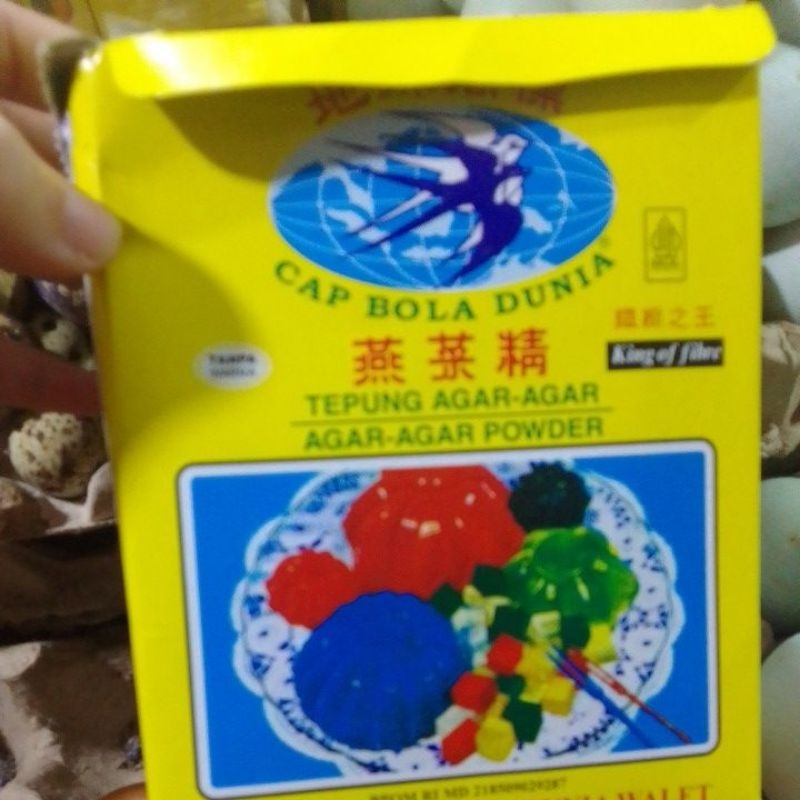 

Agar2 bola dunia tanpa warna