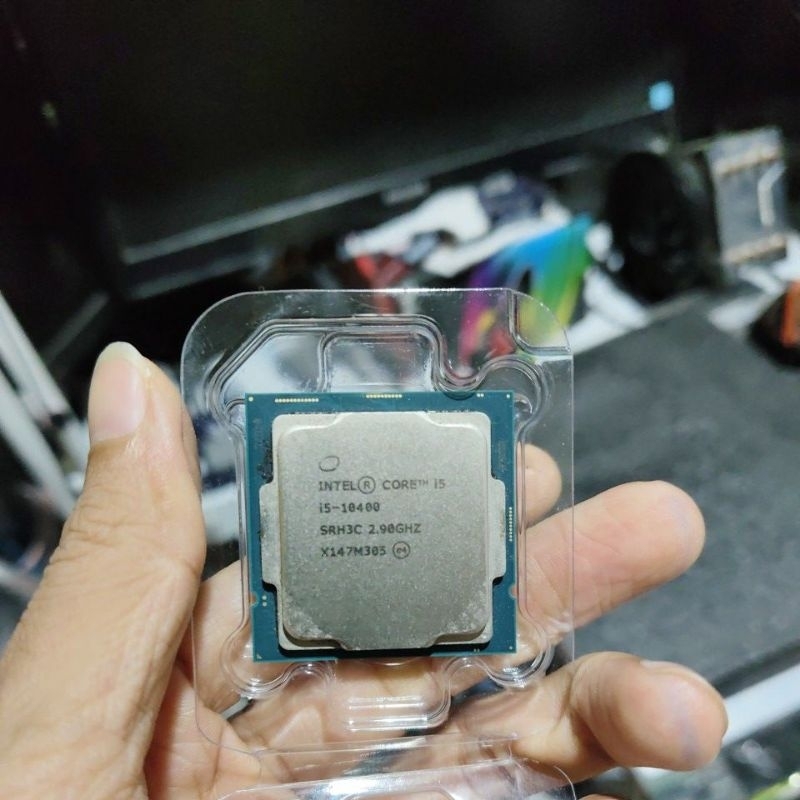 prosesor intel i3 10105 atau i3 10100 DAN  i5 10400 11400 lga 1200 up to 4,3ghz sudah ada igp onboar