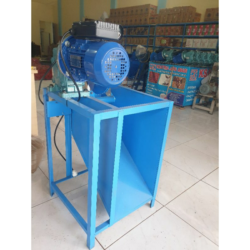 Mesin kupas kelapa KJA 001