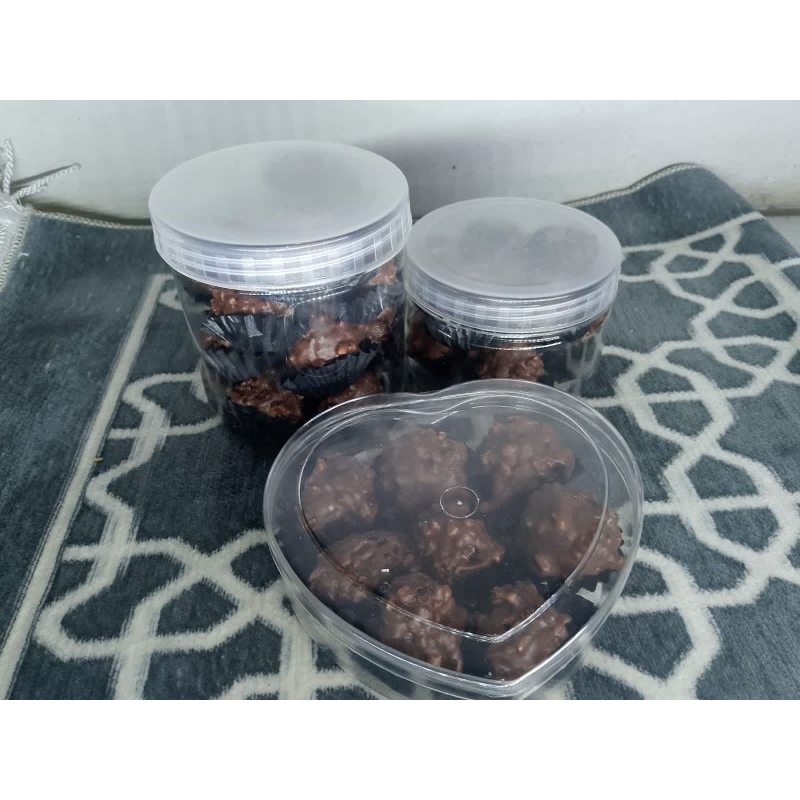 

Jaygans store // coklat Rocher // choco Rocher // ukuran 250gr dan 500gr