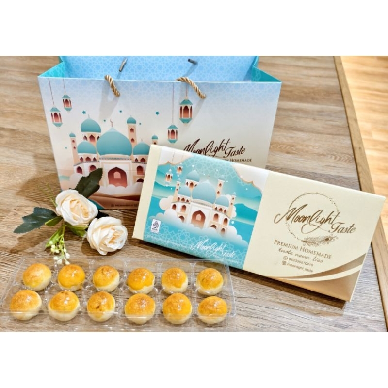 

Hampers lebaran/ Parcel Idul Fitri/ nastar premium 12 pcs