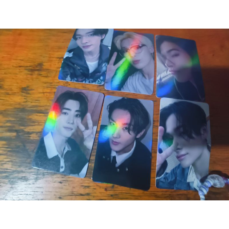 photocard official enhypen hologram rendem 1 pcs murah dan bagus