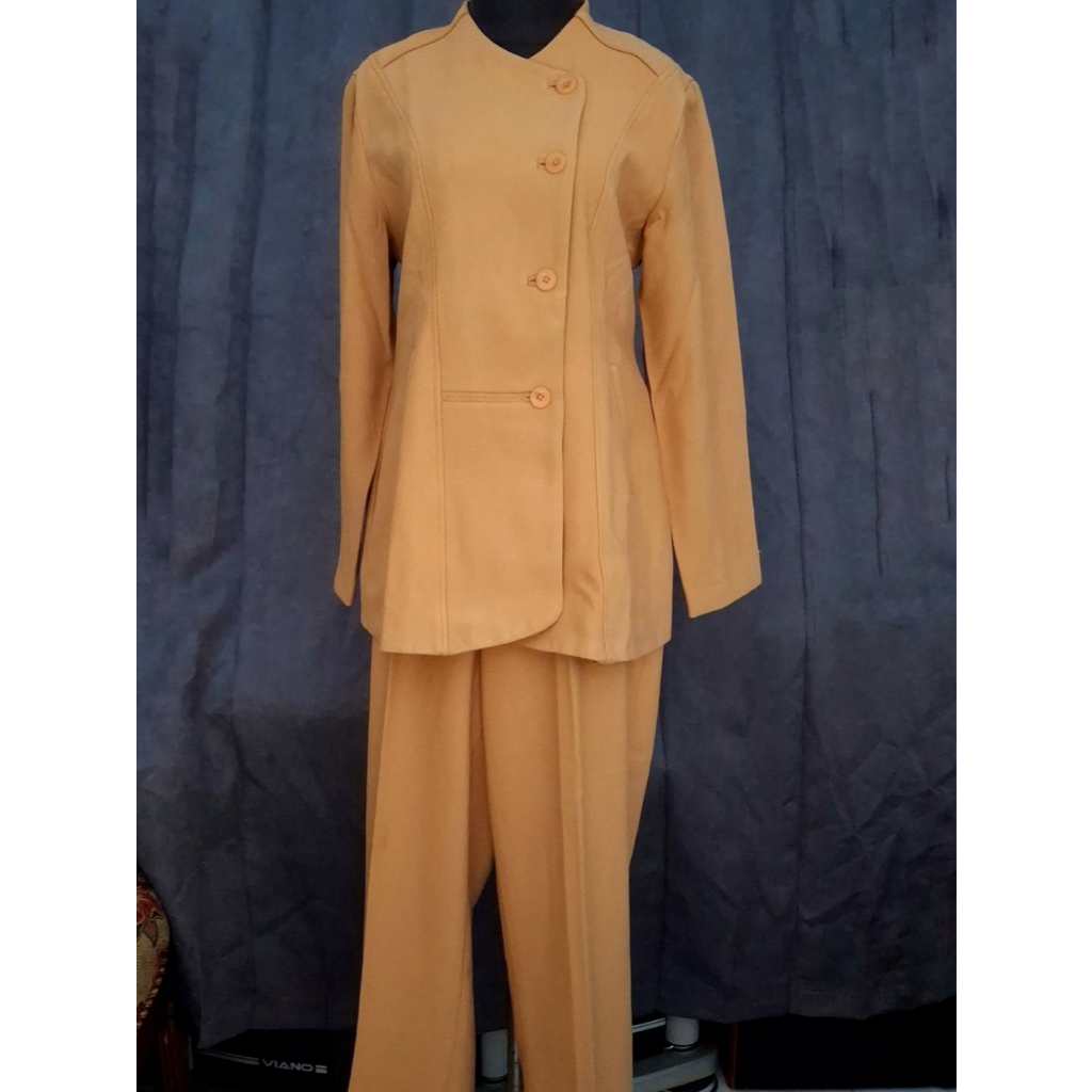 Preloved Setelan Baju Kerja Wanita Lengan Panjang Kuning (Blazer + Celana)