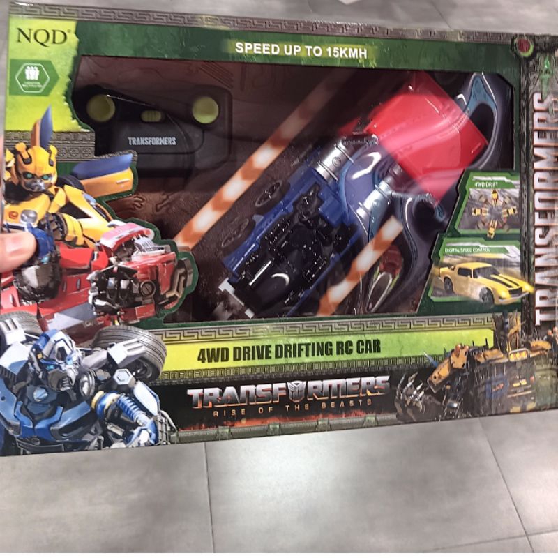 TRANSFORMERS 4WD DRIFTING REMOTE CONTROL CAR OPTIMUS PRIME