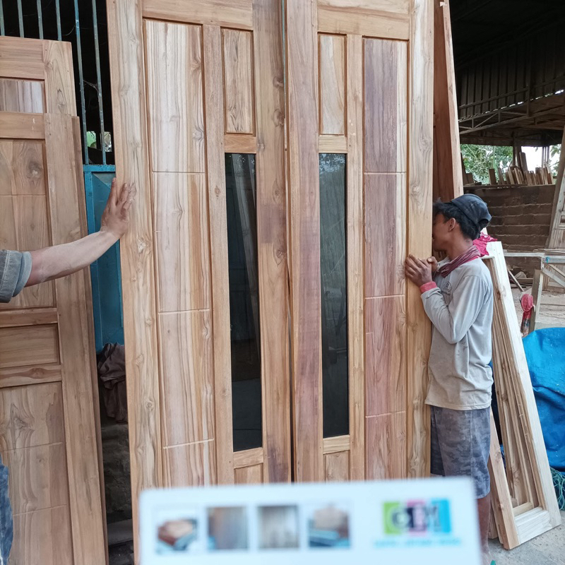 pintu kayu jati kupu tarung