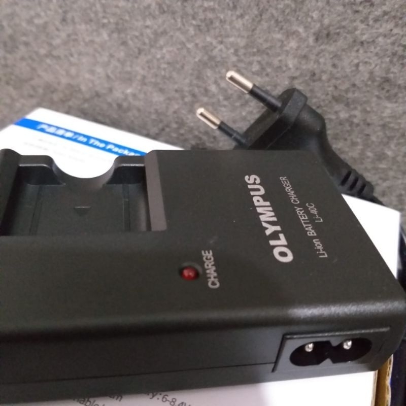 Charger Olympus Li-41C/ LI40C ( Baterry Li-42B) FE230, 240, 770SW, 790SW
