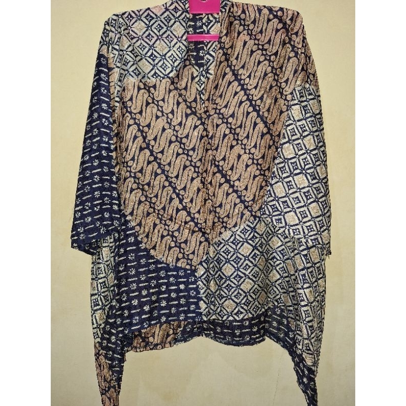 Atasan Batik Viscose Wanita
