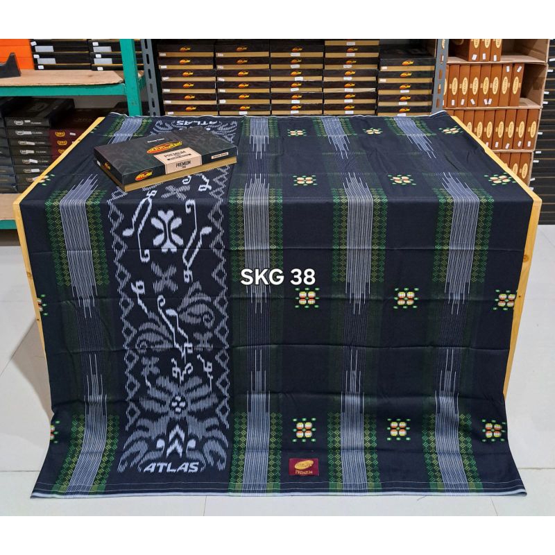 SARUNG ATLAS PREMIUM 780 GOLD SONGKET GUNUNG