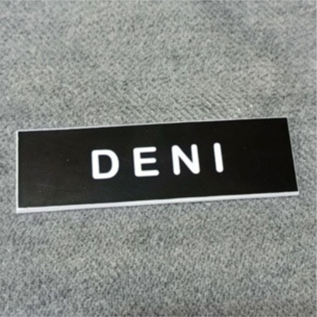 Nama dada Ukir/nama hitam/nama grafir/name tag Grafir/nama PDH/nama dada grafir/nama dada PNS/Nama